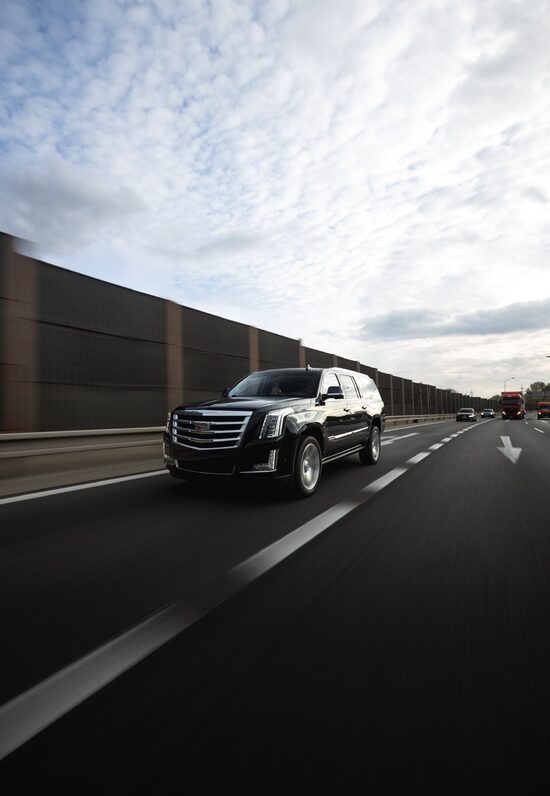 ESCALADE CADILLAC ( na špeciálne príležitosti ) 